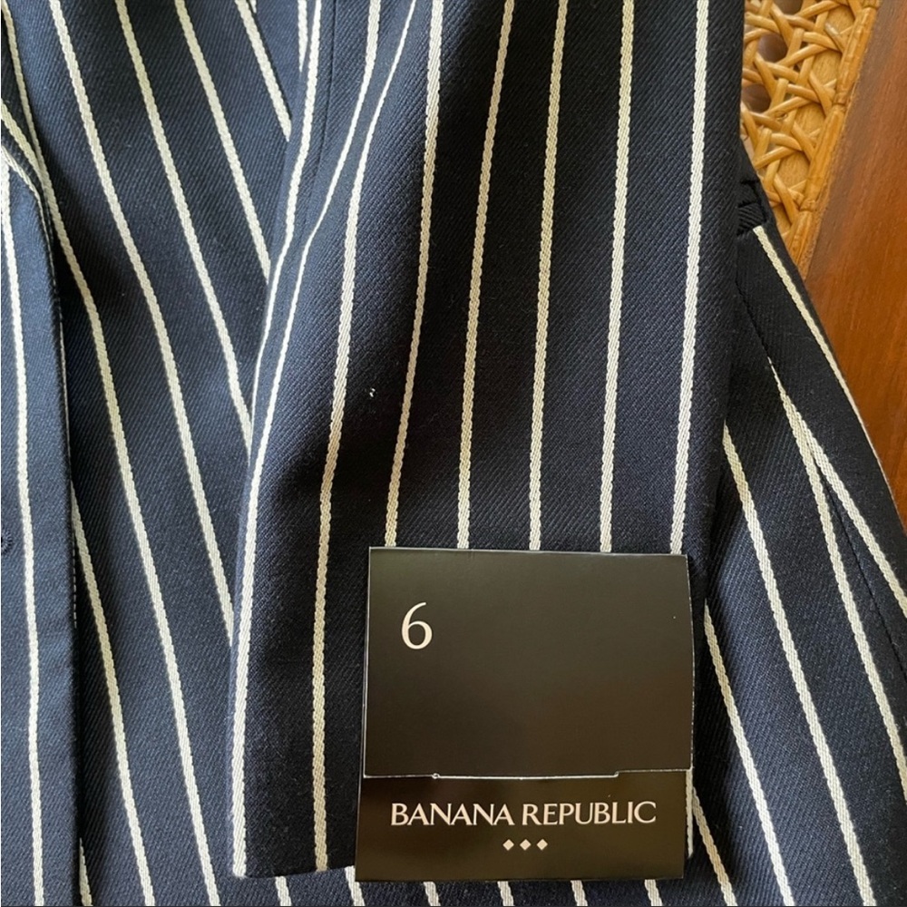 Banana Republic Navy Striped 2 Button Fitted Blazer - Picture 8 of 13